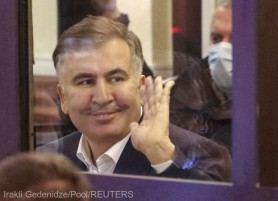 FOTO // Georgia: Fostul preşedinte Mihail Saakaşvili, în faţa justiţiei. Zeci de susţinători ai săi au fost arestați